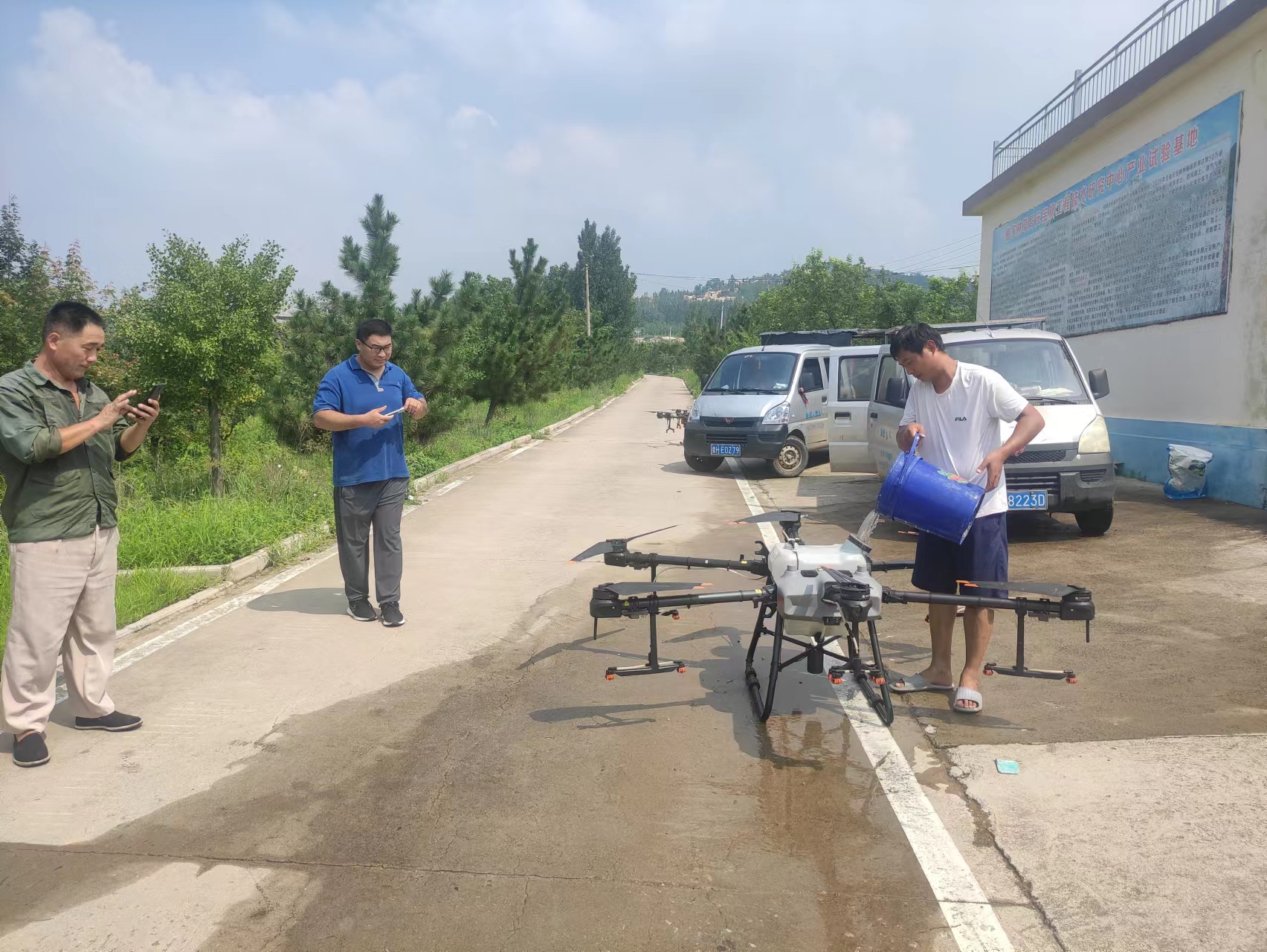 20220722基地飛施葉面促花(huā)促果試劑